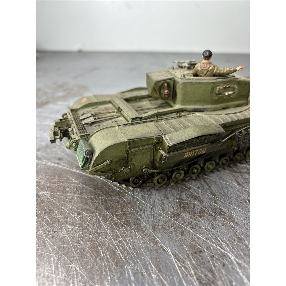 1/35 Built Painted British Churchill Crocodile Flamethrower Tank BRITON W/Figure - Picture 7 of 13